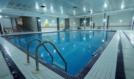 عکس استخر سرپوشیده والفجر تهران