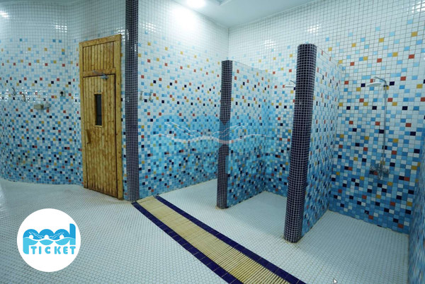 تصویر دوش‌های استخر والفجر تهران