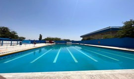 تصویر استخر روباز عقاب دوشان تپه تهران