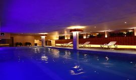 استخر رویال ونک تهران-پول تیکت سامانه رزرو بلیت انلاین استخر و پارک آبی