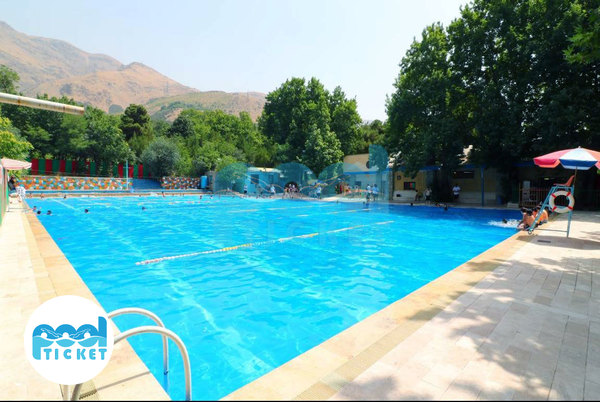 عکس‌های استخر روباز مهر نیاوران