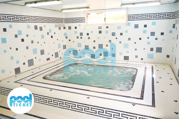 عکس جکوزی استخر ایثار اصفهان