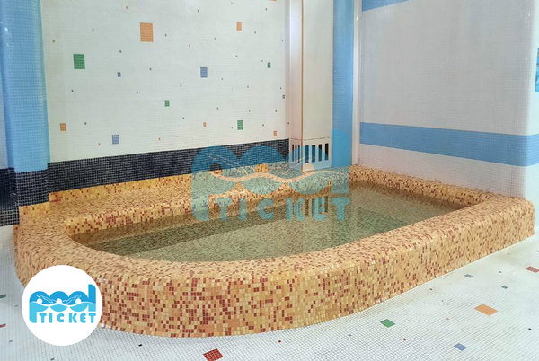 تصاویر استخر کارگران میانه