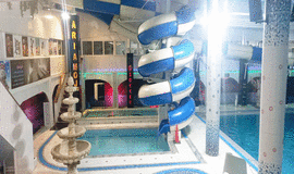 عکس سرسره پیچشی پارک آبی آریا موج کرج