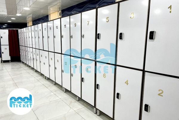 تصویر رختکن استخر شجاعی تهران 