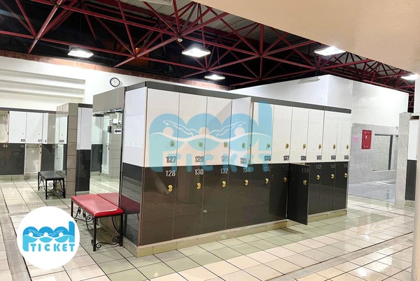 عکس‌ها سالن رختکن استخر زیتون شهرک غرب تهران