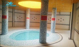 تصویر جکوزی استخر خلیج فارس قم