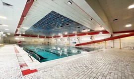 عکس فضای استخر سلمان فارسی تهران