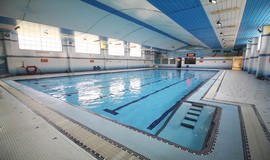 استخر ایثار اصفهان عکس