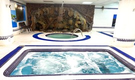 تصویر جکوزی استخر هتل پارس تهران