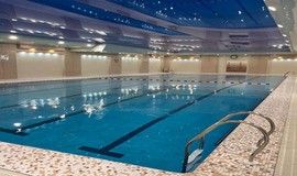 محوطه داخلی استخر حامی تهران (مجتمع کوثر) عکس