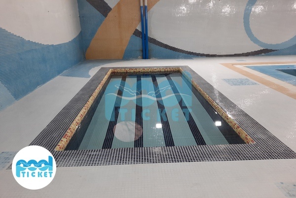 تصویر جکوزی استخر شهرداری صوفیان