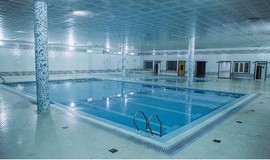 عکس استخر دانشگاه آزاد سوهانک تهران