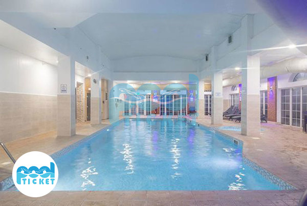 استخر شهید تاجیکی تهران عکس