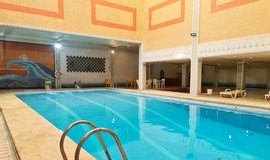 استخر بزرگ مجتمع پزشکان فارابی تهران - پول تیکت	