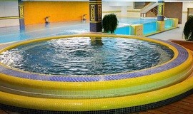 عکس جکوزی استخر 22 بهمن تهران