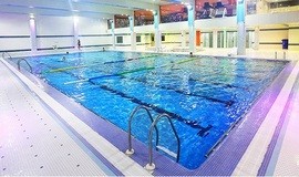 استخر صدف طلایی تهران