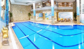 استخر شنا مجموعه آبیرویال پارک - خرید بلیط استخر	