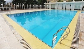 استخر روباز بانک صنعت و معدن تهران