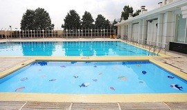 استخر روباز بانک صنعت و معدن تهران