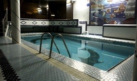 عکس استخر هتل شهر تهران