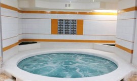 تصویر جکوزی استخر شاهین تهران