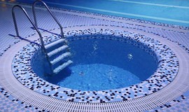 جکوزی استخر آریو تهران تصاویر