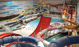 عکس‌های سرسره پارک سرزمین موج های خروشان مشهد