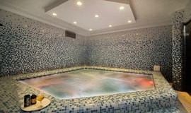 جکوزی وی آی پی هتل ولیعصر تهران - تخفیف گروهی بلیت استخرهای تهران 