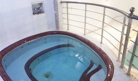 حوضچه استخر زمرد اصفهان- خرید بلیط استخر زمرد اصفهان	