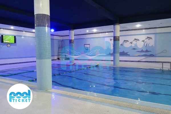 تصویر استخر دانشگاه سما تهران