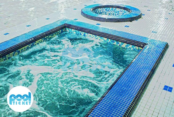 جکوزی استخر لاله همدان تصویر