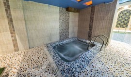 استخر هتل کریم خان شیراز