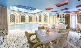 استخر هتل کریم خان شیراز