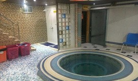 عکس جکوزی استخر مروارید درخشان ورامین