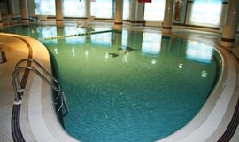 استخر هتل تخت جمشید کلاردشت - خرید بلیت استخر هتل تخت جمشید کلاردشت با تخفیف در پول تیکت	