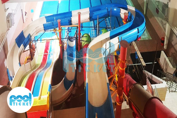 تصویر سرسره های پارک آبی نشاط رفسنجان