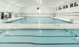 عکس استخر سرپوشیده جهاد اهواز 