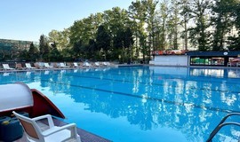 استخر روباز بانوان اکباتان عکس