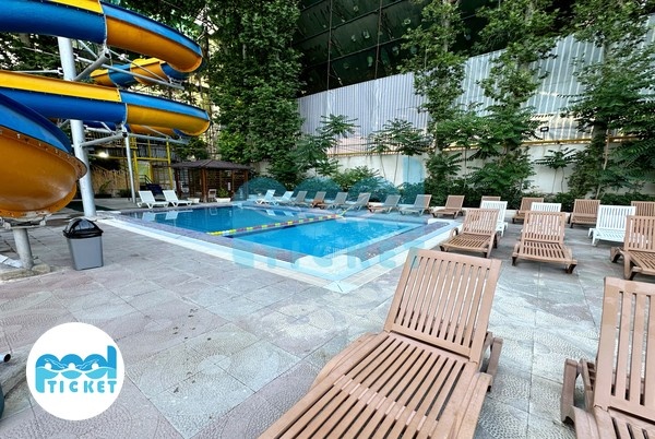 عکس های تراس آفتاب استخر روباز شهرک اکباتان تهران 