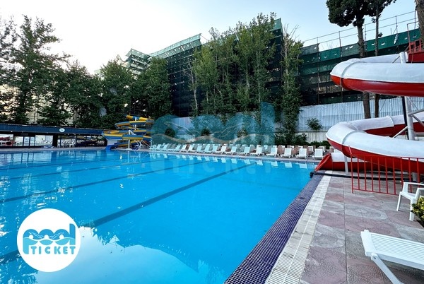 عکس استخر روباز بانوان شهرک اکباتان تهران 