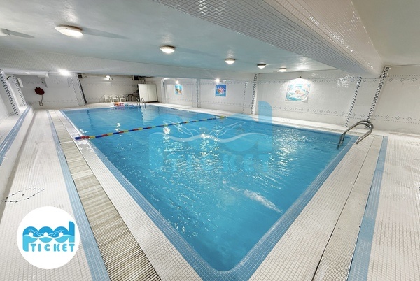 عکس استخر بهار پیروزی تهران