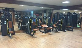 تصویر باشگاه بدنسازی فیزیک مشهد