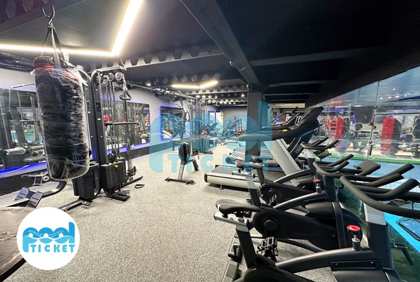 تصویر سالن بدنسازی استخر ارم سعادت آباد تهران