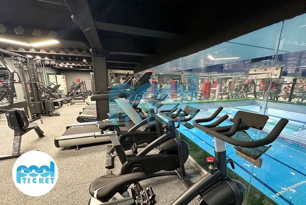  استخر و بدنسازی ارم سعادت آباد تهران عکس