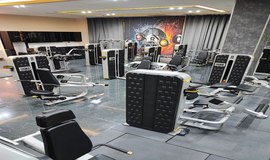 تصویر محوطه باشگاه بدنسازی فیت سنتر لویزان تهران