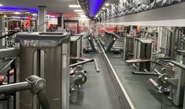 باشگاه بدنسازی هنرمندان تهران