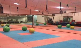 باشگاه بدنسازی فرشاد تهران