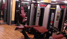 باشگاه بدنسازی سلامتی و تندرستی قلهک تهران