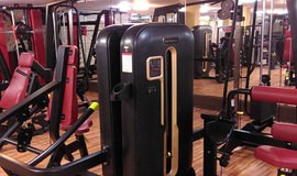 باشگاه بدنسازی سلامتی و تندرستی قلهک تهران